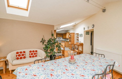 Dinas Cross Cabaña | Greenbanks, NEWPORT, PEMBROKESHIRE