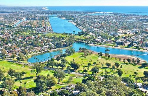 Belmont Heights Casa | Greenbelt Guesthouse - Unlimited Peace & Privacy Golf Bowling Green & More