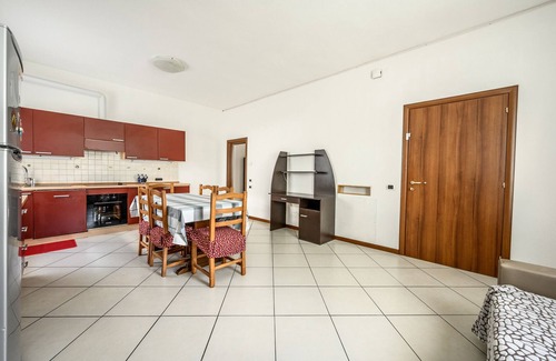 Buon Pastore-Sant'Agnese-San Damaso Apartamento | Greenfloor apt in the middle of town | Hesperia