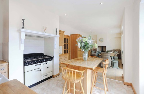 Kelty Casa | Greenknowes Entire Private Estate