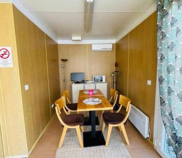 Bekecs Otro | GreenPark Tiny House, Garden Terrace & Parking