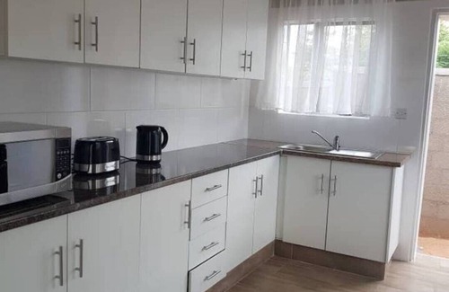 Livingstone Apartamento | Greenroof Guest Apartment 1