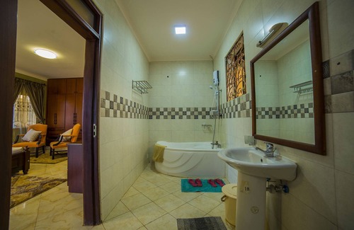 Kampala Casa | Greens Guest Homes