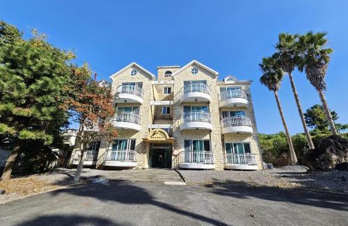 Jungmun Casa | Greenside Pension