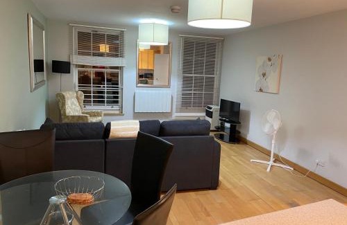 Greenwich West Apartamento | GREENWICH CENTRE NKY APARTMENT