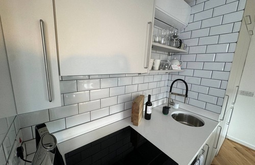 Greenwich West Apartamento | GREENWICH LUX STUDIO LONDON. 1-3months+. Central, From GBP288- GBP1620per mth