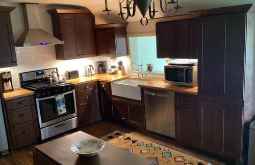 Versailles Cabina | Greenwood Farm log cabin close to the Bourbon Trail and Keeneland