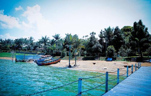 Entebbe Hotel | Greenyard Beach Hotel