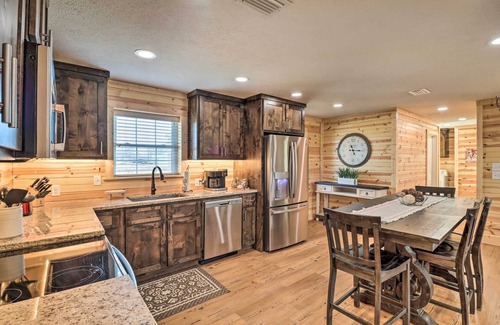 Greers Ferry Casa | Greers Ferry Home on 40 Acres 1/4 Mi to Lake!