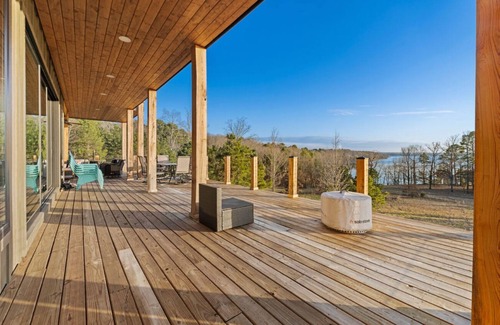 Drasco Casa | Greers Ferry Lake 4-bedroom house sleeps 12- Breathtaking SUNSETS -Golf Course