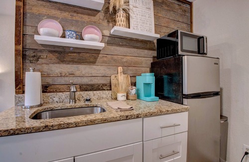 Higden Cabina | Greers Ferry Lakefront Getaway - easy lake access