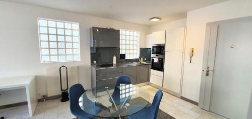 Eaux-Vives Vollandes Apartamento | Grenade