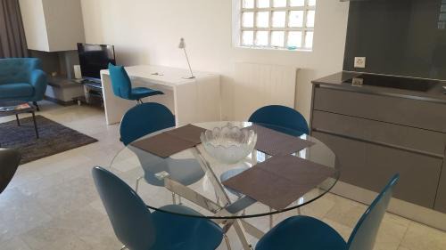 Eaux-Vives Vollandes Apartamento | Grenade