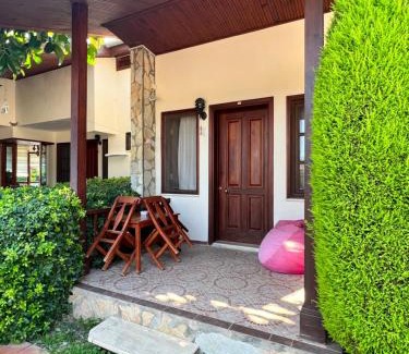 Dalyan Cabina | Grenadine Lodge