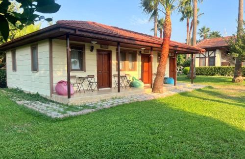 Dalyan Cabina | Grenadine Lodge