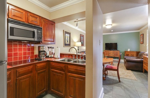 French Quarter Hotel | Grenoble House