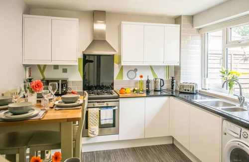 Gamston Casa | Greswold House · Comfy 3-Bed House near city centre, sleeps 6