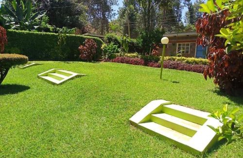 Meru Casa | Greton Holiday Villa