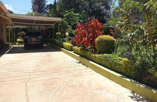 Meru Casa | Greton Holiday Villa