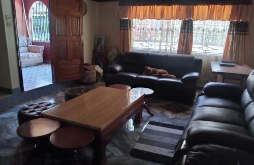 Meru Casa | Greton Holiday Villa