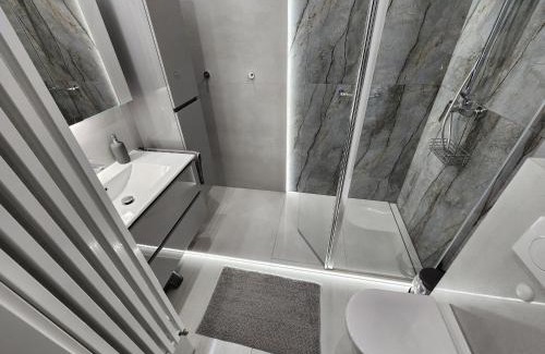 Stare Podgorze Apartamento | Grey Apartment Kraków