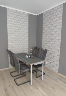 Kaposvar Apartamento | Grey Deluxe Apartman Kaposvár