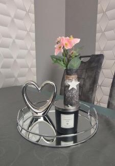 Kaposvar Apartamento | Grey Deluxe Apartman Kaposvár