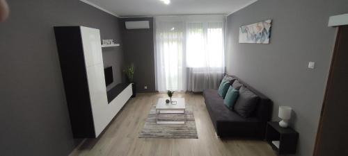 Kaposvar Apartamento | Grey Deluxe Apartman Kaposvár
