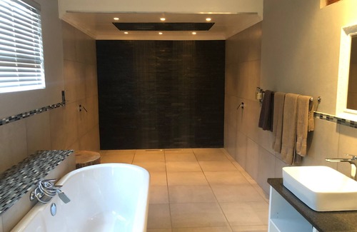 Newcastle Cabina | Grey Goose Game Lodge