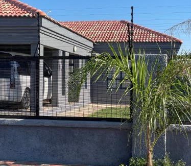 Palapye Casa | Grey Net