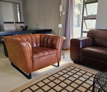 Palapye Casa | Grey Net