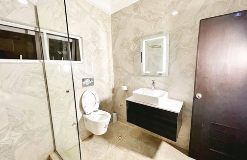 Wuse 2 Hotel | Grey Residence