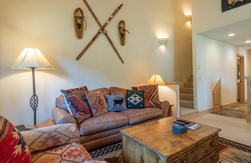 Warm Springs Casa | Greyhawk Condo 07