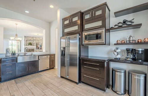 Talon Retreat Casa | Greyhawk - New Listing Discount -Pool- Chef's Kitchen - Golfer's Dream Location