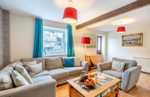 Kendal Casa | Greyhound Cottage