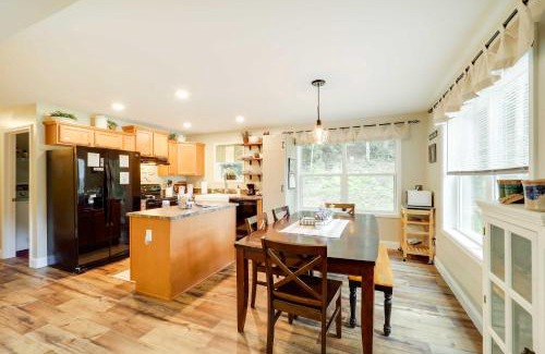 Elk Park Casa | Greystone Creekside Cabin Hike, Fish and Explore!