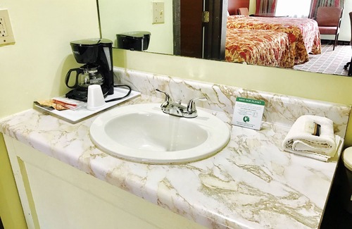 Hillsboro Hotel | Greystone Motel
