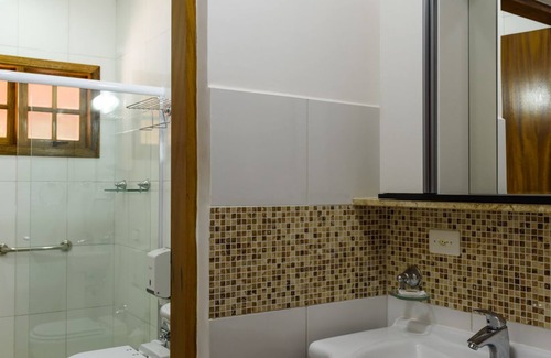 Vila Everest Hotel | Griffin Phillips Boutique