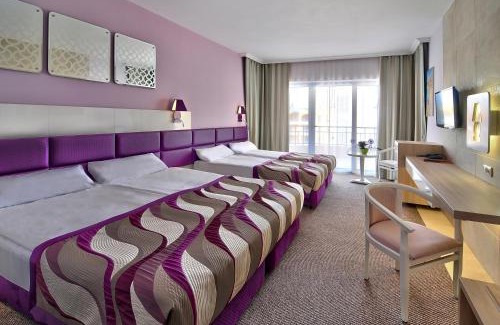 Golden Sands Hotel | GRIFID Arabella Hotel - Ultra All inclusive & Aquapark