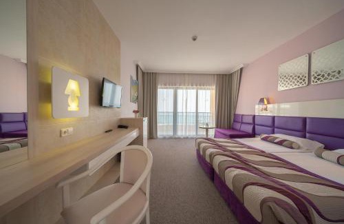 Golden Sands Hotel | GRIFID Arabella Hotel - Ultra All inclusive & Aquapark