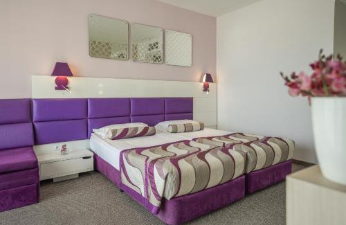 Golden Sands Hotel | GRIFID Arabella Hotel - Ultra All inclusive & Aquapark