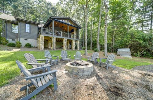 Glenville Casa | Grill and Water Views Chinquapin Resort Home
