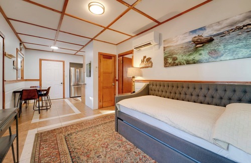 Tahoe Vista Cabina | Grill & Beach Access: Cabin in Tahoe Vista!