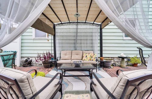 Tyrone Casa | Grill, Dine & Relax Outside: Home in Tyrone!