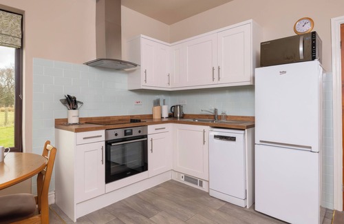 Penrith Cabaña | GRISDALE VIEW, pet friendly, with a garden in Mungrisdale