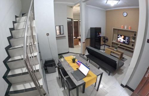 Sinduharjo Casa | Griya Rajawali Homestay Jogja