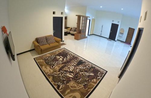 Ngemplak Casa | Griya Sukoharjo Homestay Jogja