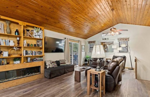 Sylva Casa | Grizzly Ridge Retreat