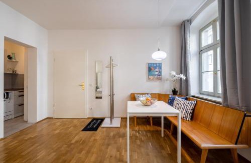 Wilsdruffer Vorstadt/Seevorstadt-West Apartamento | Große Altstadtwohnung in TOP Lage Zentrum