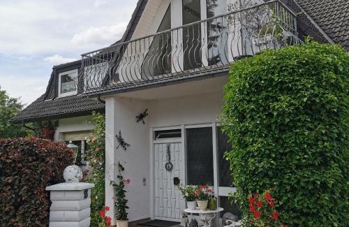Olsberg Apartamento | Große Ferienwohnung in ruhiger Lage mit Bergpanorama